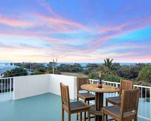 3-bed-rooftop-kawana-sunshine-coast-accommodation4